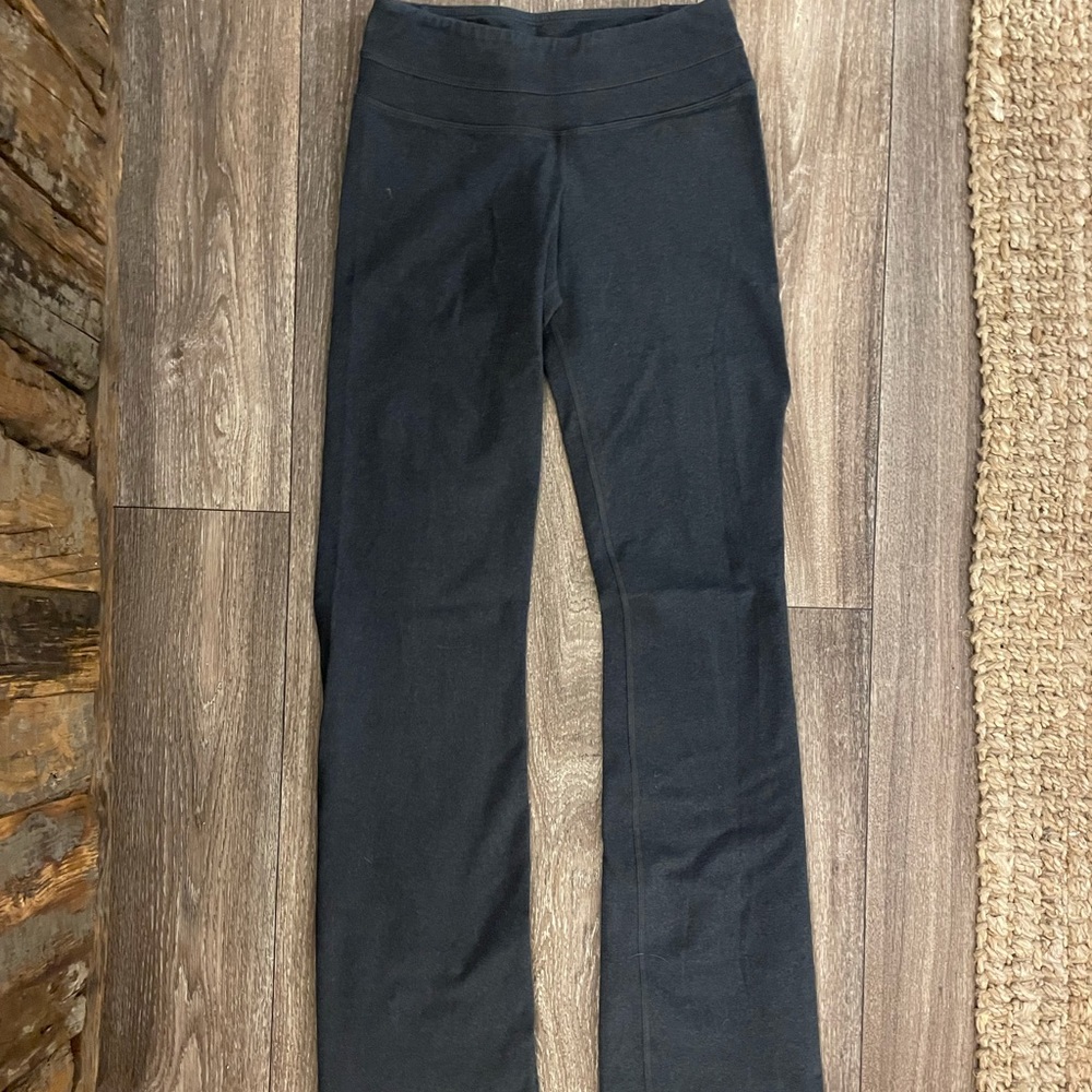 Lululemon flared leggings Size 2